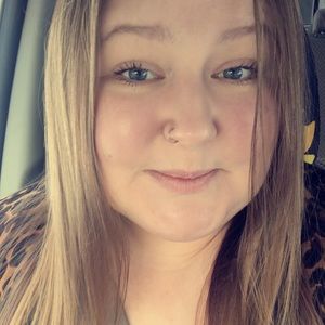 Meet your Posher, Maggie